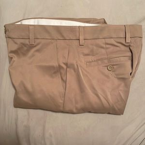 Men’s Classic Fit Pants